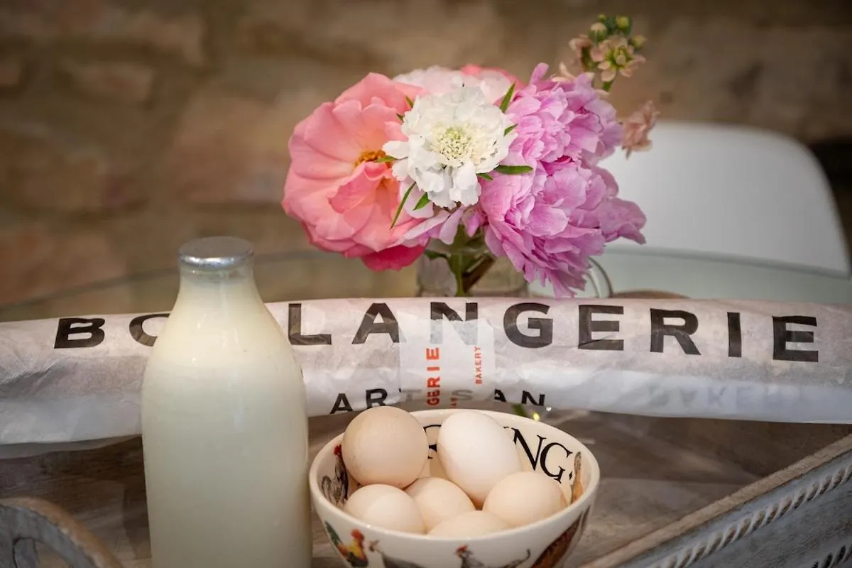 Apartment Luxury Thatched Cotswold Cottage, Amazing Location Cheltenham